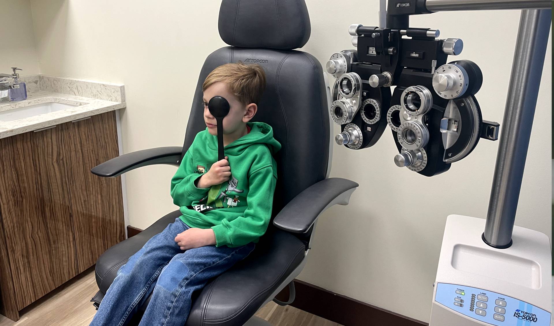 CHILDREN’S EYE EXAMS IN ABBOTSFORD